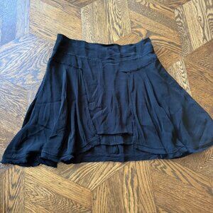 Free People New York Mini Skirt Size 8 Black Layered Back Zipper Frayed Hem‎